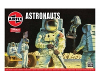 Airfix A00741V Vintage Classics Astronauts Figures 1:76 Scale