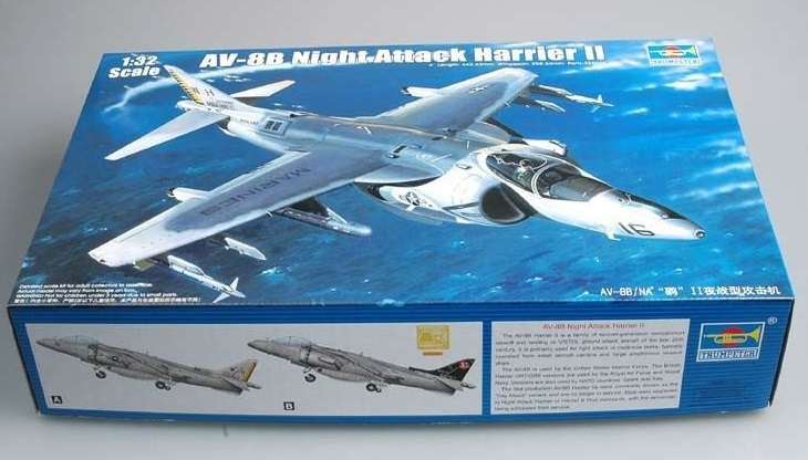 Trumpeter 02285 AV-8B Harrier II Night Attack 1:32 Large Model Kit ###