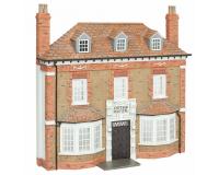 Bachmann 44-0204 Low Relief Cottage Hospital 1:76 OO Scale Pre-Painted Resin Building ###