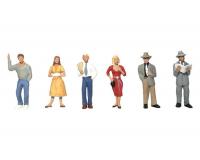 Woodland Scenics A1821 Pedestrians - HO Scale People (Suit Hornby OO Sets)