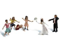 Woodland Scenics A1932 Wedding Bouquet Toss - HO Scale People (Suit Hornby OO Sets)
